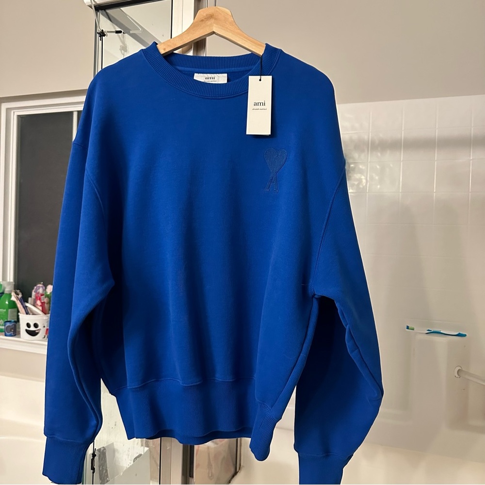 NWT Ami blue sweatshirt size L